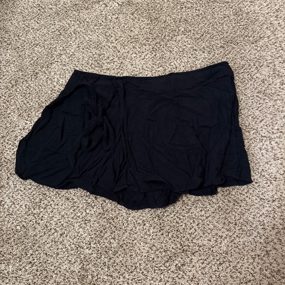 Gap Black Tie Skort - Picture 1 of 1
